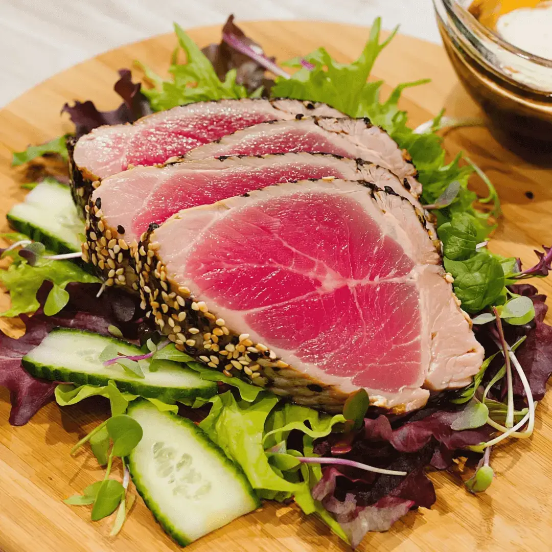 Ahi tuna salad